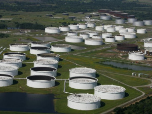 Κοντά στα υψηλά του 2023 το πετρέλαιο-«Βουτιά» για το αέριο