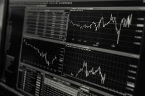 Παρά τις παγκόσμιες εντάσεις, «οι ταύροι» κερδίζουν τις αγορές