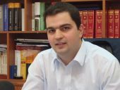 Αποχωρεί ο Κώστας Τριαντάφυλλος