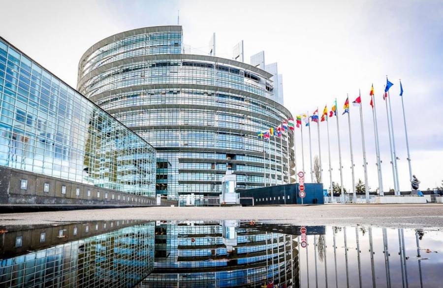Αμφισβητείται η εγκυρότητα κοινοβουλευτικών αποφάσεων εν μέσω πανδημίας!
