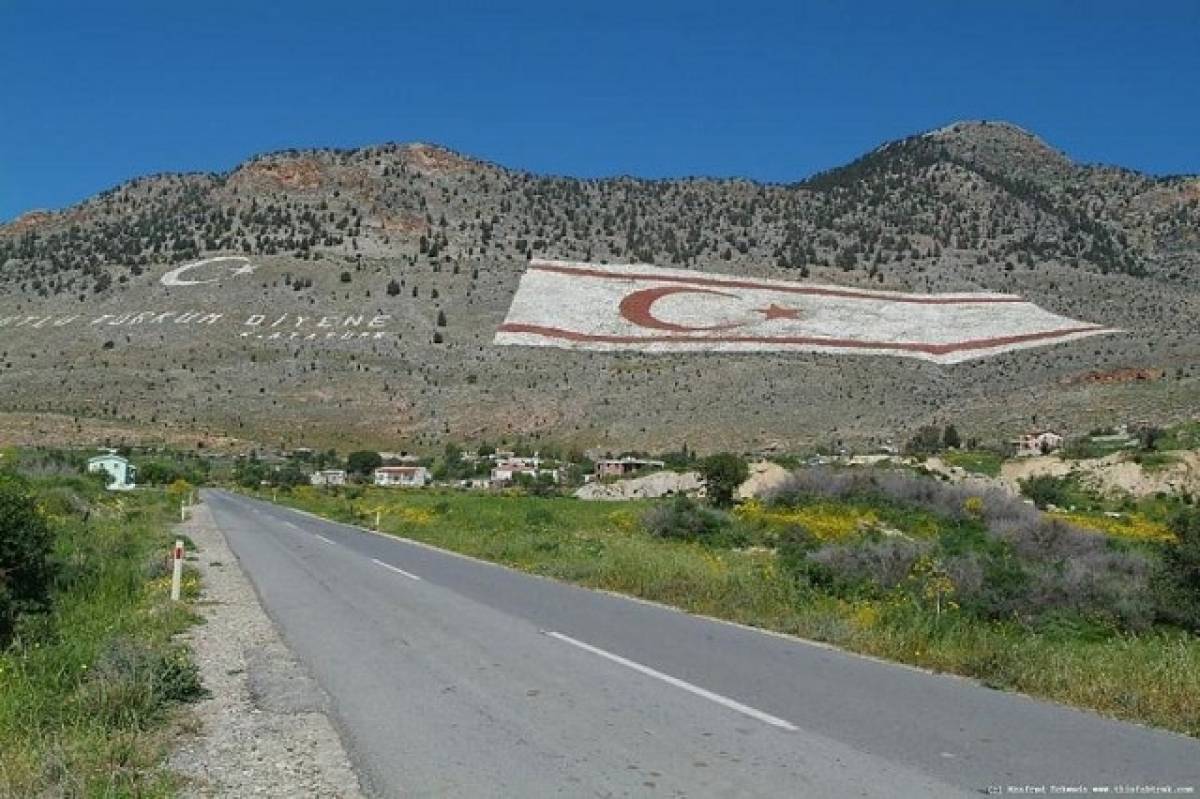 Ο κατοχικός στρατός συνέλαβε δύο Ελληνοκύπριους που πέρασαν στα Κατεχόμενα