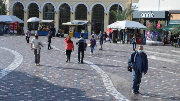 Αττική: Τριπλασιασμός ιικού φορτίου στις γιορτές