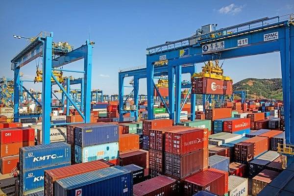 ΗΠΑ: Η προσοχή στο εμπόριο-Μετά την Κίνα η Ευρώπη
