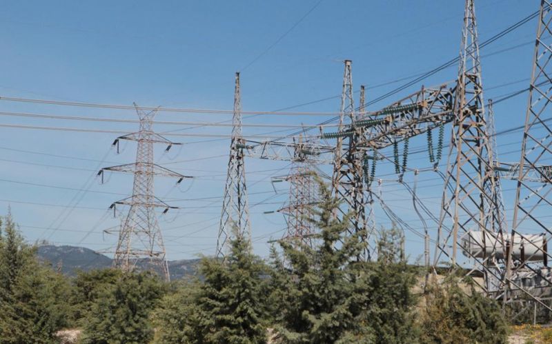 Αυξάνεται η μετακίνηση καταναλωτών από τη ΔΕΗ προς ιδιώτες παρόχους