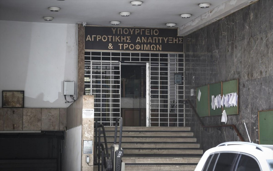 ΥΠΑΑΤ-Πρόγραμμα Νέων Γεωργών: Πιστώσεις €223,3 εκατ. για την πρώτη δόση