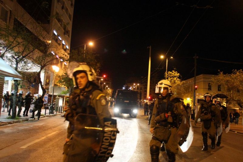 Να αποζημιωθούν οι έμποροι για τις καταστροφές της 6ης Δεκεμβρίου ζητά ο ΕΣΑ