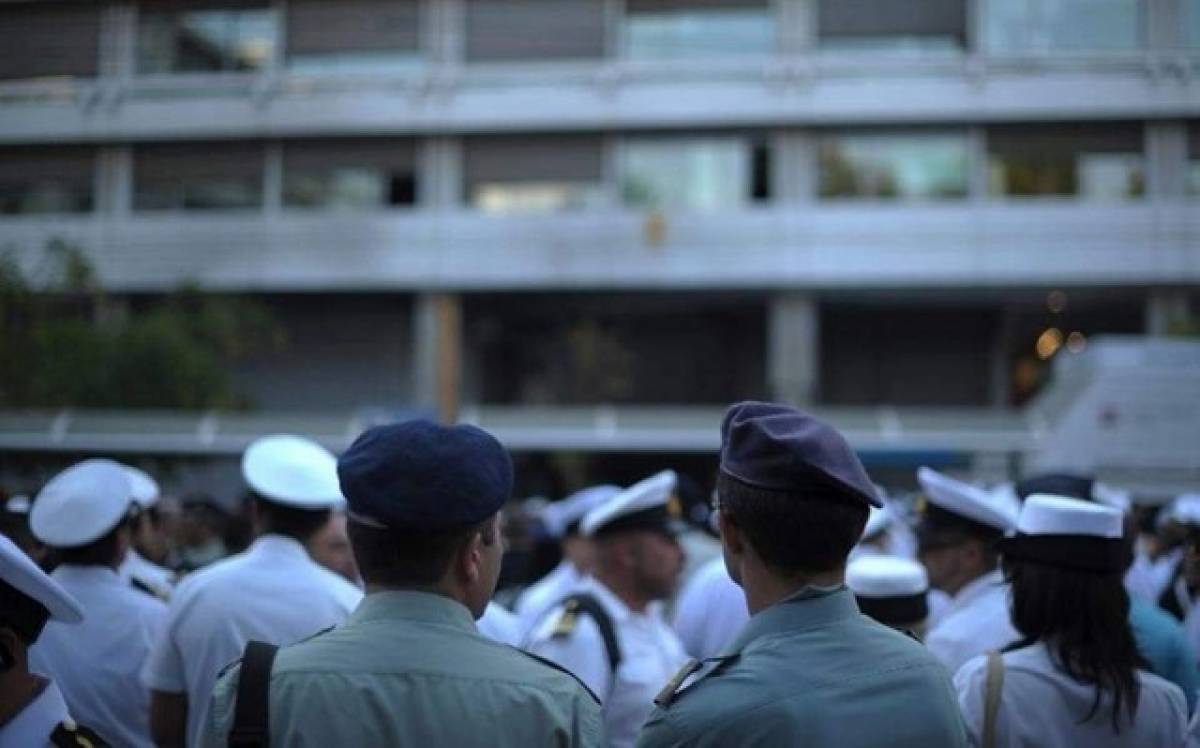 Νέοι δημοσιονομικοί πονοκέφαλοι από προσφυγές ενστόλων