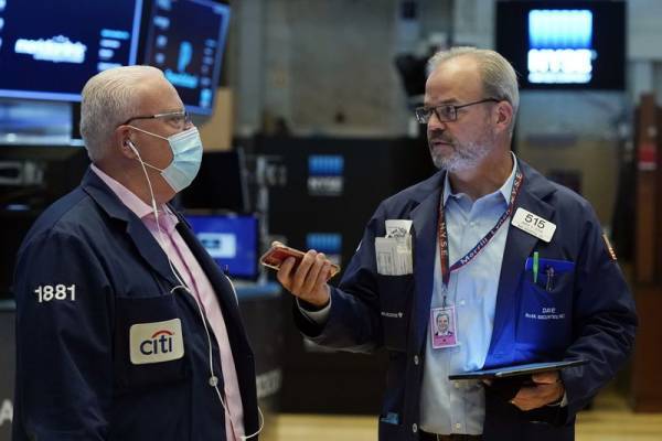 Wall Street: Οι επενδυτές αφομοίωσαν τα στοιχεία για ΑΕΠ-ανεργία