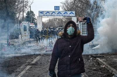 Μεταναστευτικό: Συναγερμός στα ελληνοτουρκικά σύνορα (Live εικόνα από Αδριανούπολη)