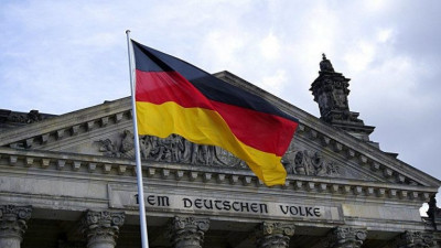 Γερμανία: Μειώθηκαν οι βιομηχανικές παραγγελίες τον Μάρτιο