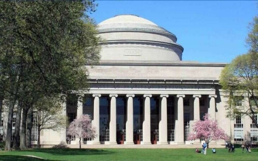 MIT: Λέει «όχι» στην πρόταση Τραμπ για ομοσπονδιακή χρηματοδότηση με αντάλλαγμα περιορισμούς στην ακαδημαϊκή ελευθερία