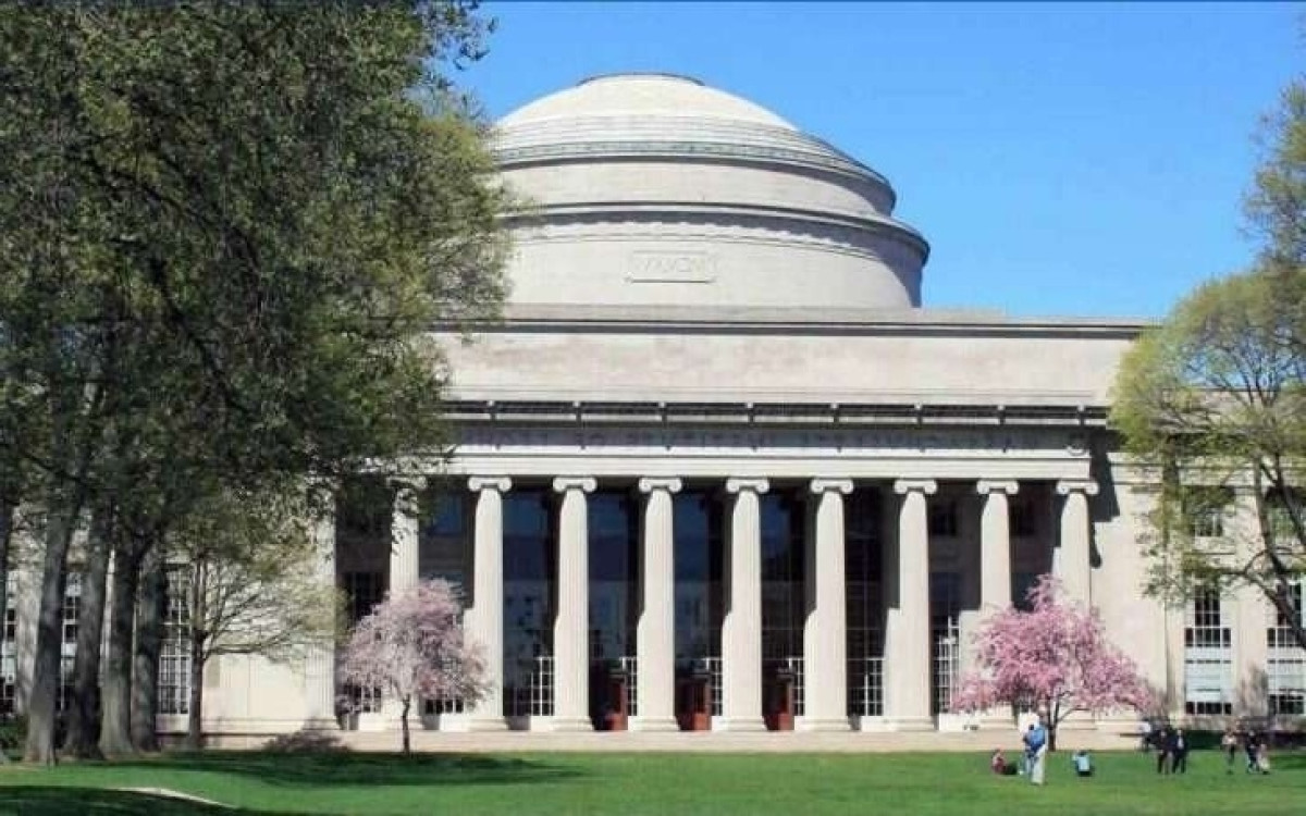 MIT: Λέει «όχι» στην πρόταση Τραμπ για ομοσπονδιακή χρηματοδότηση με αντάλλαγμα περιορισμούς στην ακαδημαϊκή ελευθερία