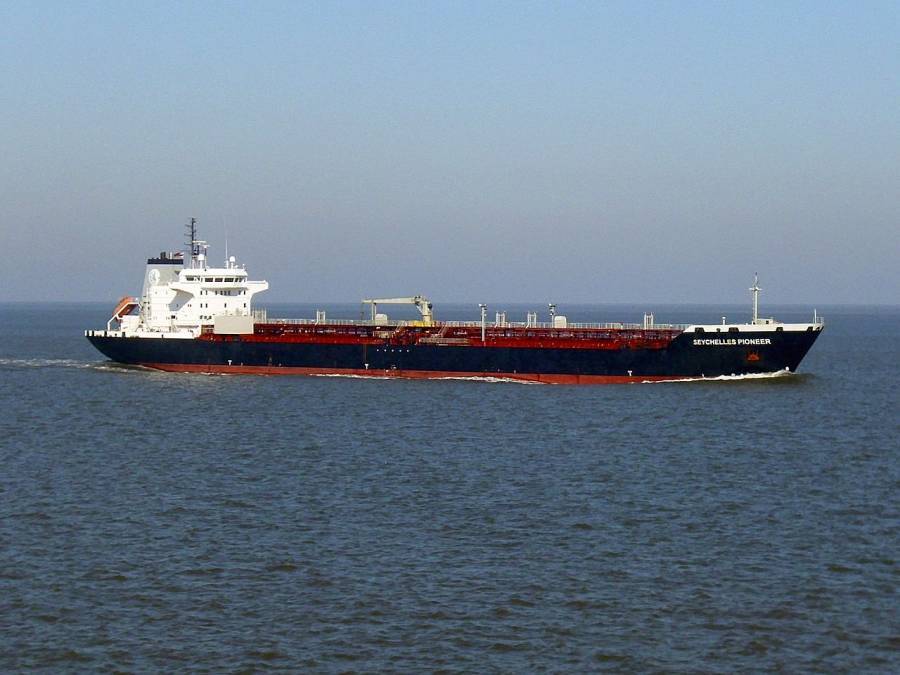 Η Greenpeace καθυστέρησε δεξαμενόπλοιο με ρωσικό φορτίο στην Αμβέρσα