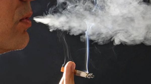 Οι καπνιστές στην Ελλάδα μειώνονται, οι παθητικοί καπνιστές, όχι