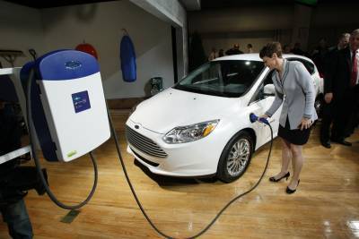 Ford: Θα γίνει τελείως ηλεκτρική στην Ευρώπη έως το 2030