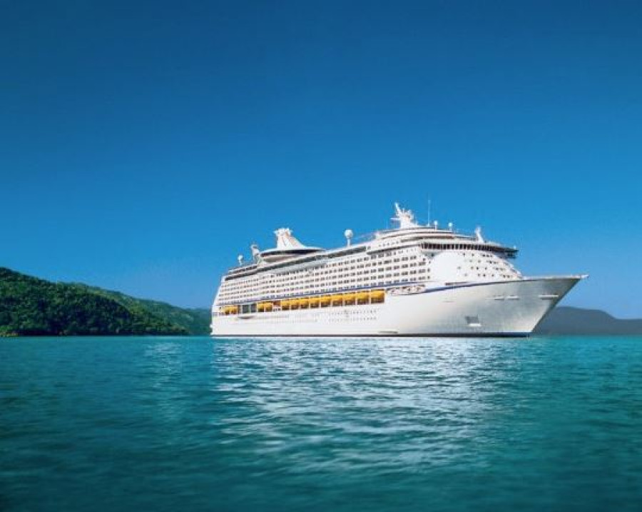 Royal Caribbean: Στον Πειραιά το κρουαζιερόπλοιο Explorer of the Seas