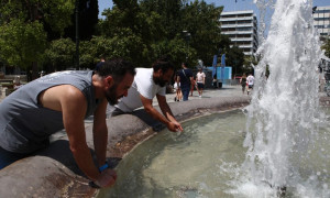 Βασιλακόπουλος για τον κίνδυνο θερμοπληξίας: Κανείς δεν είναι άτρωτος