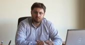 Ζαχαριάδης: Είμαστε εντός χρονοδιαγράμματος. Εκλογές ίσον καταστροφή