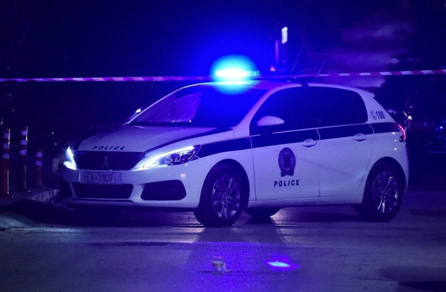 Κολωνάκι: Πυροβολισμοί και ξύλο έξω από κλαμπ- Δύο τραυματίες
