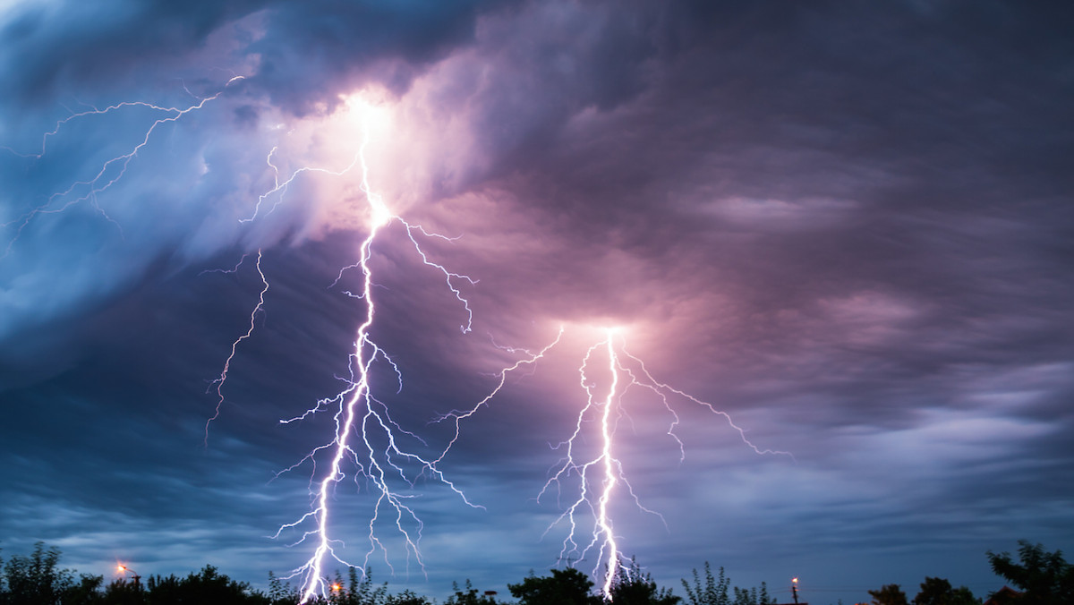 Meteo: Προειδοποίηση για χαλάζι και κύματα άνω των 4 μέτρων
