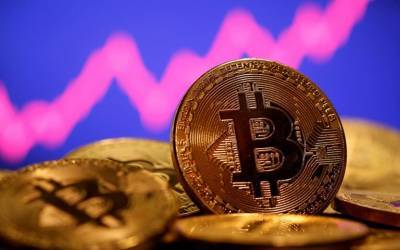 Κορυφαίοι διαχειριστές πλούτου θέλουν να αγοράσουν Bitcoin και δεν μπορούν