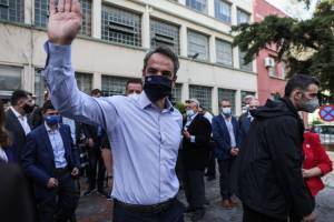 Μητσοτάκης: Εργαζόμαστε σκληρά για να βελτιώσουμε τη ζωή των Ελλήνων