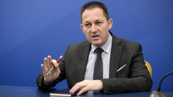 Πέτσας: Στόχος πρωτογενές πλεόνασμα 2% το 2021