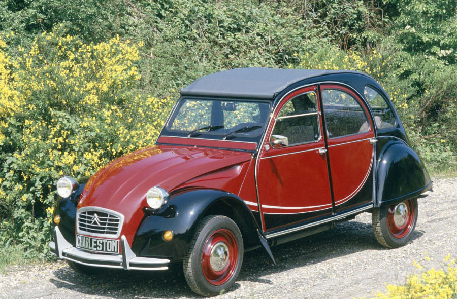 Η Citroën γιορτάζει τα 75α γενέθλια ενός εκ των πιο εμβληματικών μοντέλων της: του 2 CV.