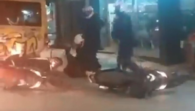 Παρέμβαση εισαγγελέα για ξυλοδαρμό διαδηλωτή από αστυνομικούς στην πλατεία Βικτωρίας