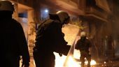 Επίθεση σε ΜΑΤ στη Χαριλάου Τρικούπη