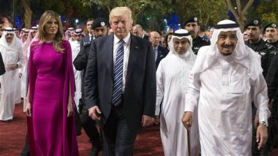 Η Σαουδική Αραβία στηρίζει το... παιχνίδι Τραμπ στη Μέση Ανατολή