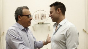 Επιβεβαίωση Φάμελλου για τα ανοίγματα Κασσελάκη- «Πάγος» στον Ανδρουλάκη