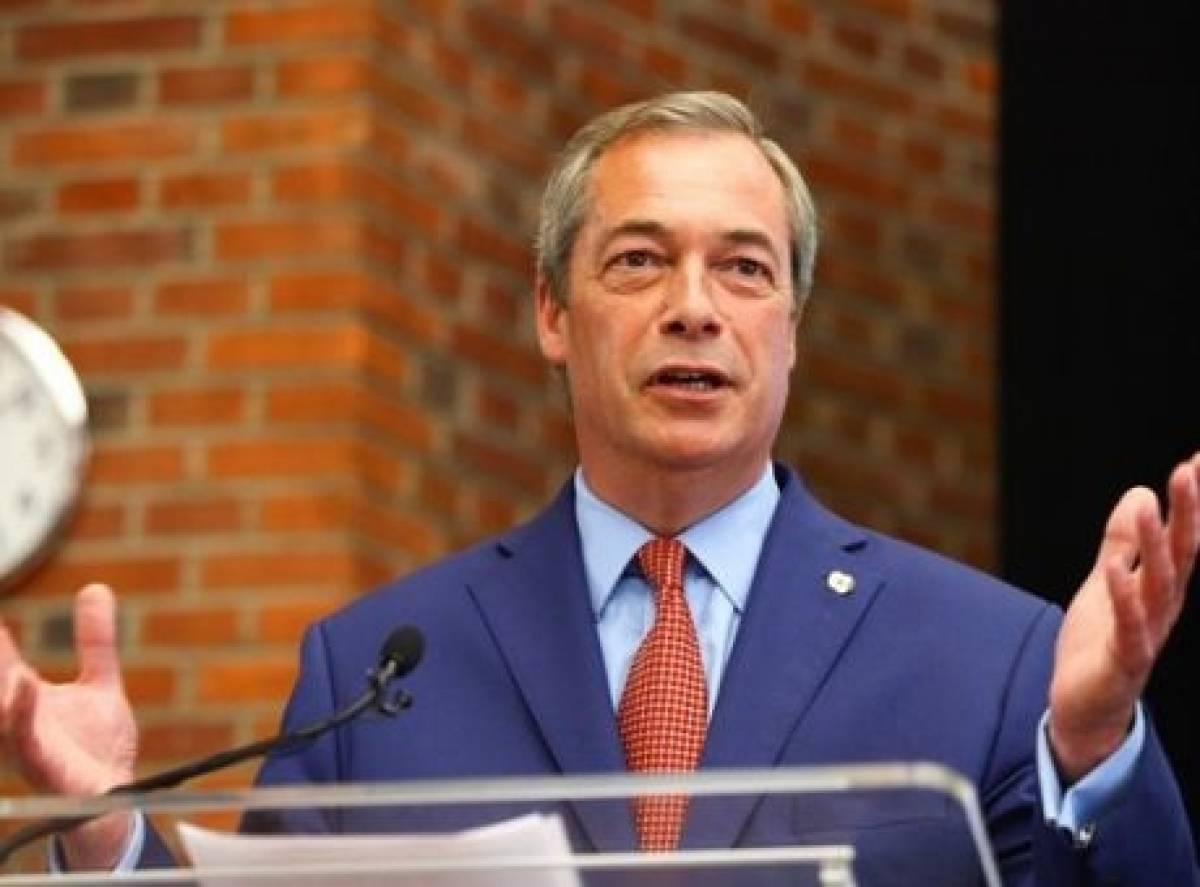 Φάρατζ: Απαιτεί ενεργό ρόλο στις διαπραγματεύσεις για το Brexit