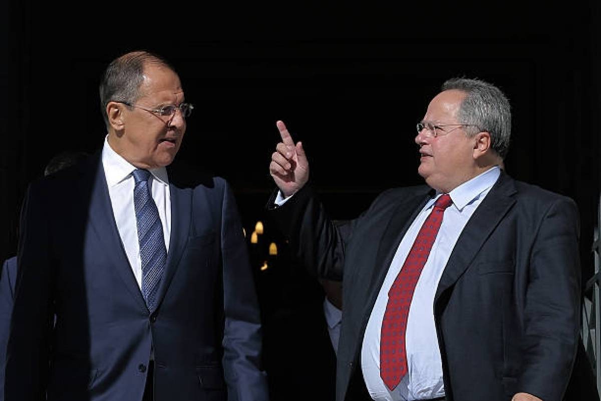 Κοτζιάς κατά Ρωσίας: Εκδικητικές οι απελάσεις-Σύντροφος εν όπλοις της Τουρκίας