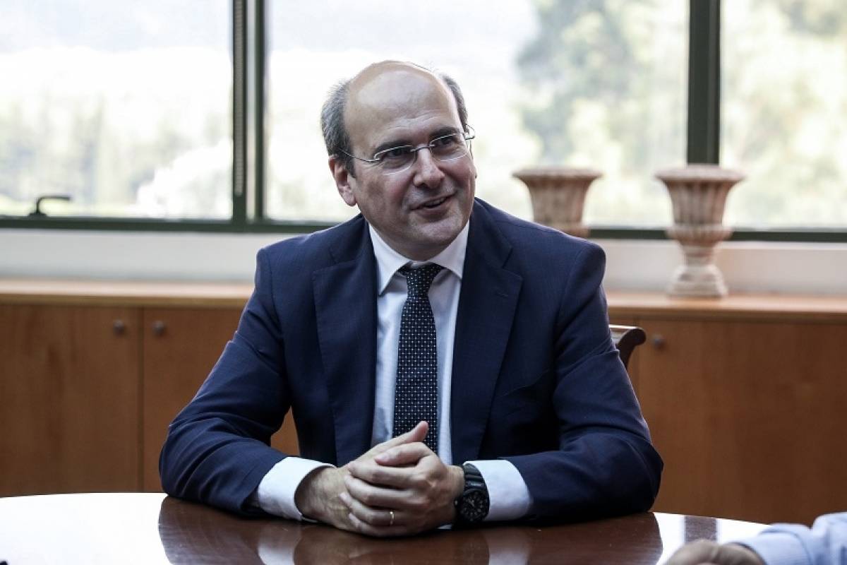 Χατζηδάκης: Θετική η έκθεση του ορκωτού ελεγκτή για τη ΔΕΗ