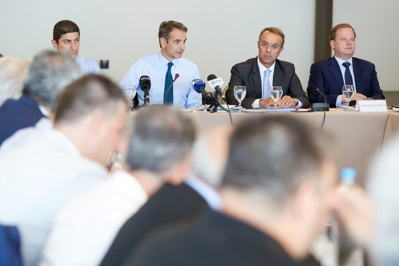 Μητσοτάκης: Να μην προνομοθετήσει μέτρα ο Τσίπρας-Ερχόμαστε!