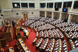 ΝΔ: Ονομαστική ψηφοφορία για το νομοσχέδιο φορολογικής μεταρρύθμισης με μέτρα 1,7 δισ. ευρώ