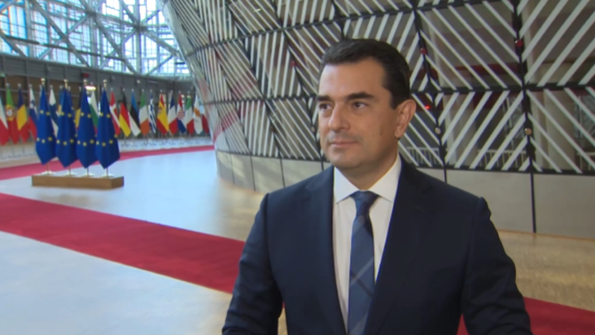 Σκρέκας: Η Ευρώπη πρέπει να διασφαλίσει την κοινωνική συνοχή