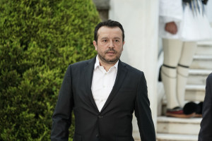 ΣΥΡΙΖΑ: Ντιμπέιτ στις 7 Σεπτεμβρίου ζητά επισήμως ο Παππάς