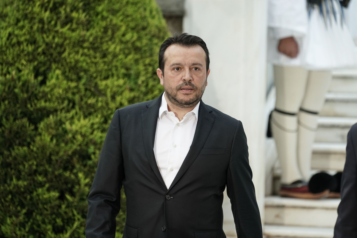 ΣΥΡΙΖΑ: Ντιμπέιτ στις 7 Σεπτεμβρίου ζητά επισήμως ο Παππάς