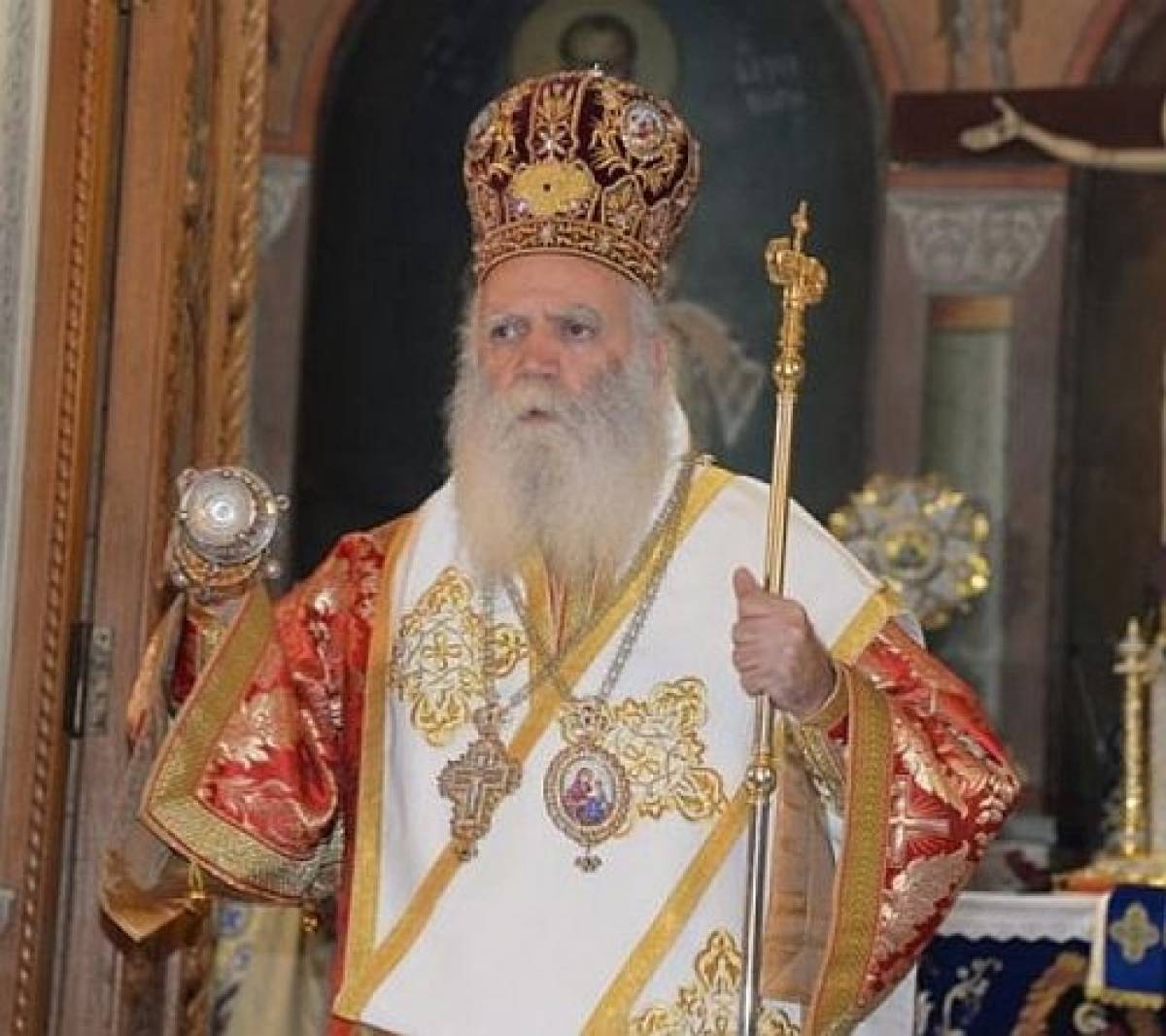 Συνελήφθη ο Μητροπολίτης Κυθήρων, καθώς τέλεσε λειτουργία