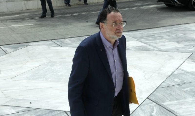Συμφωνία-Λαφαζάνης: «Με τα μνημόνια η χώρα καταστρέφεται»