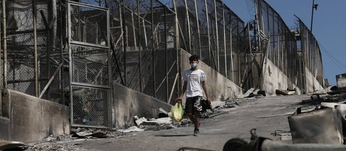 Η Πολωνία προσφέρει 156 μονάδες στέγασης προσφύγων στην Ελλάδα