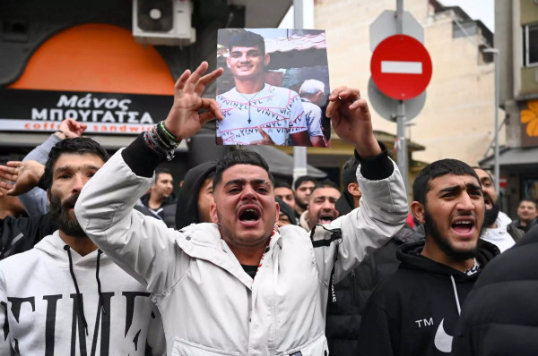 Σε κατ’οίκον περιορισμό ο αστυνομικός που πυροβόλησε τον 16χρονο