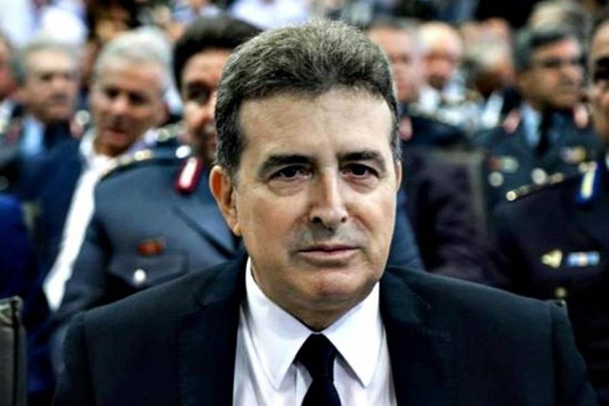 Χρυσοχοΐδης από Έβρο: Δεν περνά κανείς χωρίς ταξιδιωτικά έγγραφα