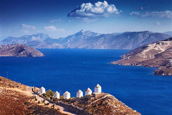 To Lonely Planet κάνει τον... λογαριασμό των διακοπών στην Ελλάδα