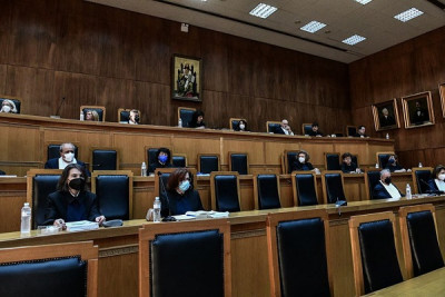 Δίκη για τηλεοπτικές άδειες: Τι κατέθεσαν οι Παπαχρήστος- Φουρλεμάδης