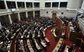Βουλή: Ψηφίσθηκε το νομοσχέδιο με το παράλληλο πρόγραμμα