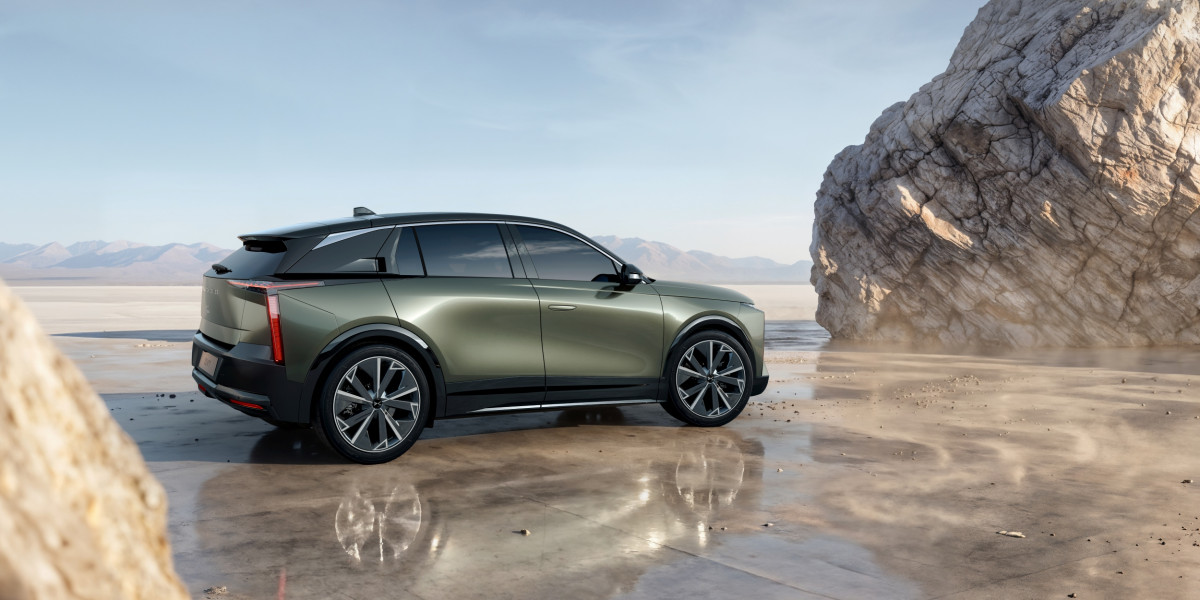 Πρωταγωνιστής της παρουσίας της DS Automobiles στην Auto Athina 2026 είναι το νέο DS N°7, το οποίο πραγματοποιεί την Πανελλήνια Πρεμιέρα του.