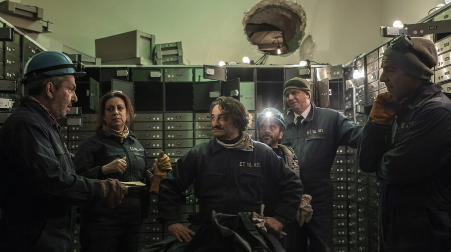 Είδαμε τα πρώτα επεισόδια του «Ριφιφί» - Προετοιμαστείτε για την καλύτερη σειρά του Τσαφούλια